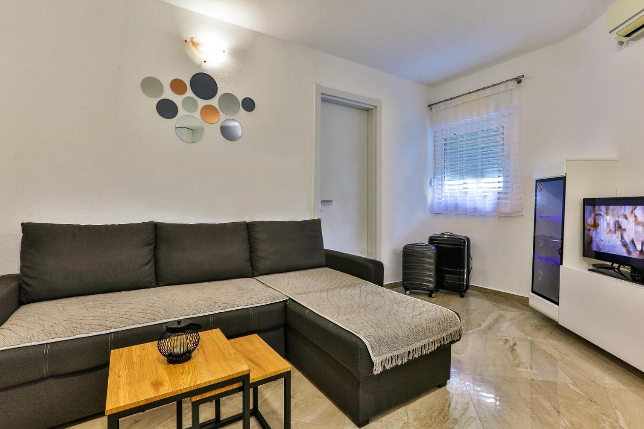 Zara Apartment Budva Extérieur photo